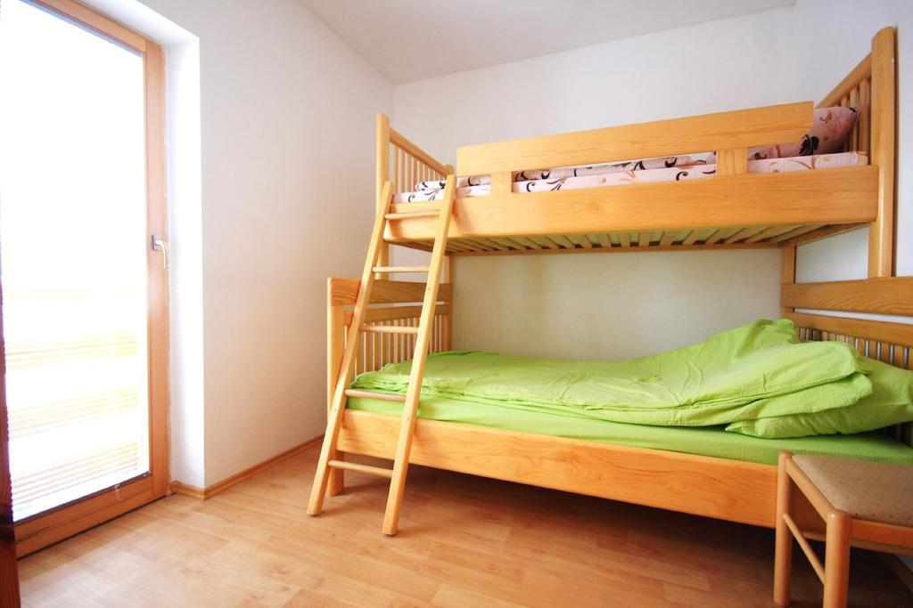 יהורינה Apartments Prijatelji מראה חיצוני תמונה