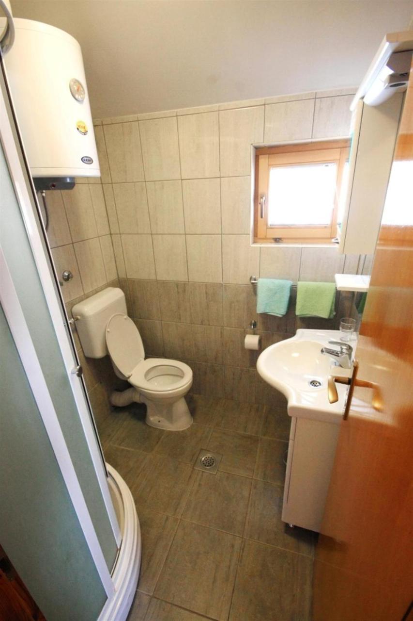 יהורינה Apartments Prijatelji מראה חיצוני תמונה